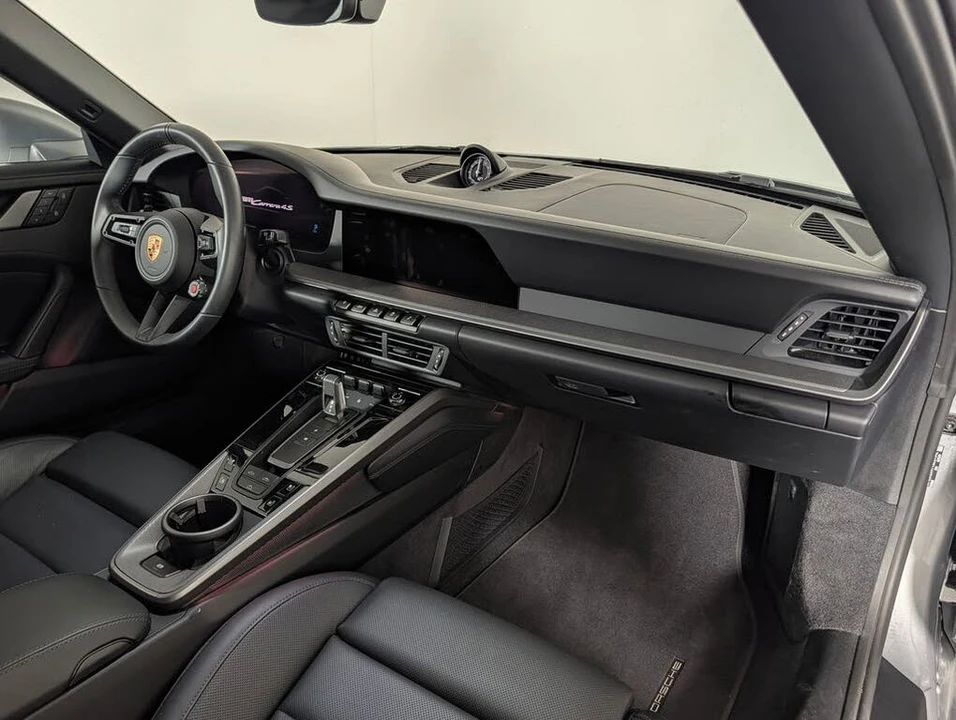 2026 Porsche 992 Carrera 4S - Image 17 of 31