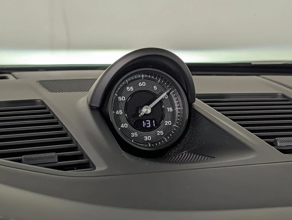 2026 Porsche 992 Carrera 4S - Image 29 of 31
