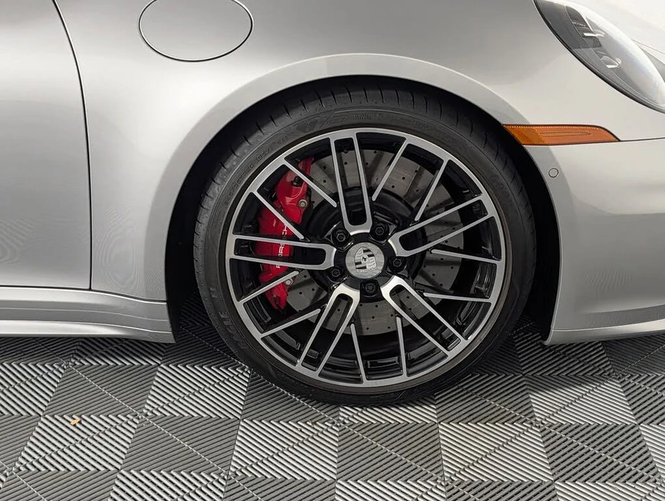 2026 Porsche 992 Carrera 4S - Image 14 of 31