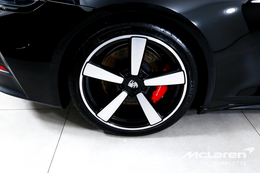2026 Porsche 992 Carrera 4S - Image 27 of 31