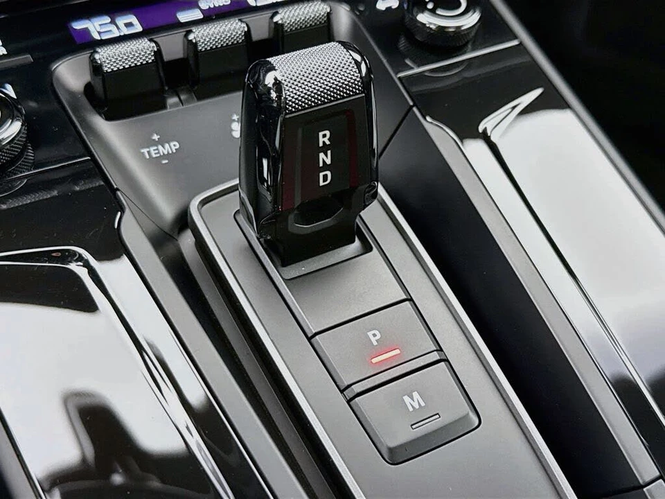 2026 Porsche 992 Carrera 4S - Image 23 of 31