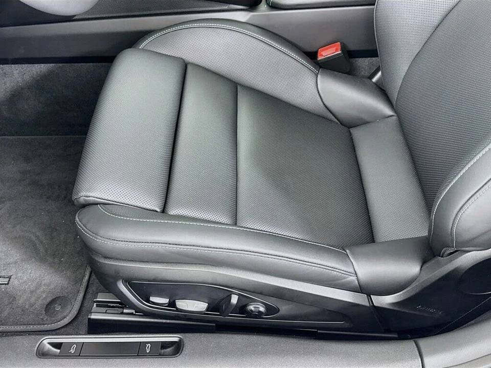 2026 Porsche 992 Carrera 4S - Image 14 of 31