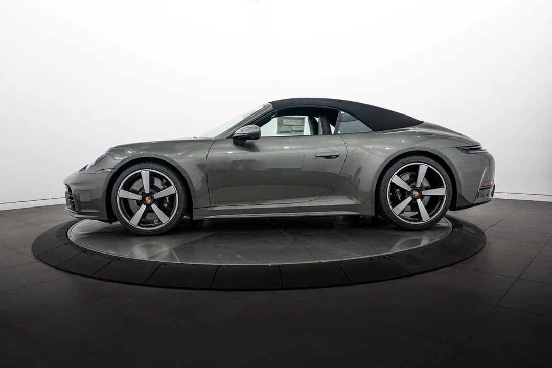 2026 Porsche 992 Carrera 4S - Image 25 of 31