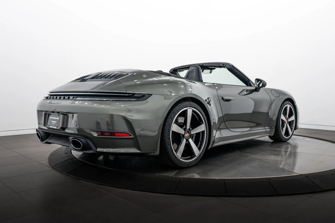 2026 Porsche 992 Carrera 4S - Image 7 of 31