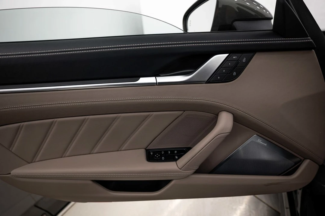 2026 Porsche 992 Carrera 4S - Image 21 of 31