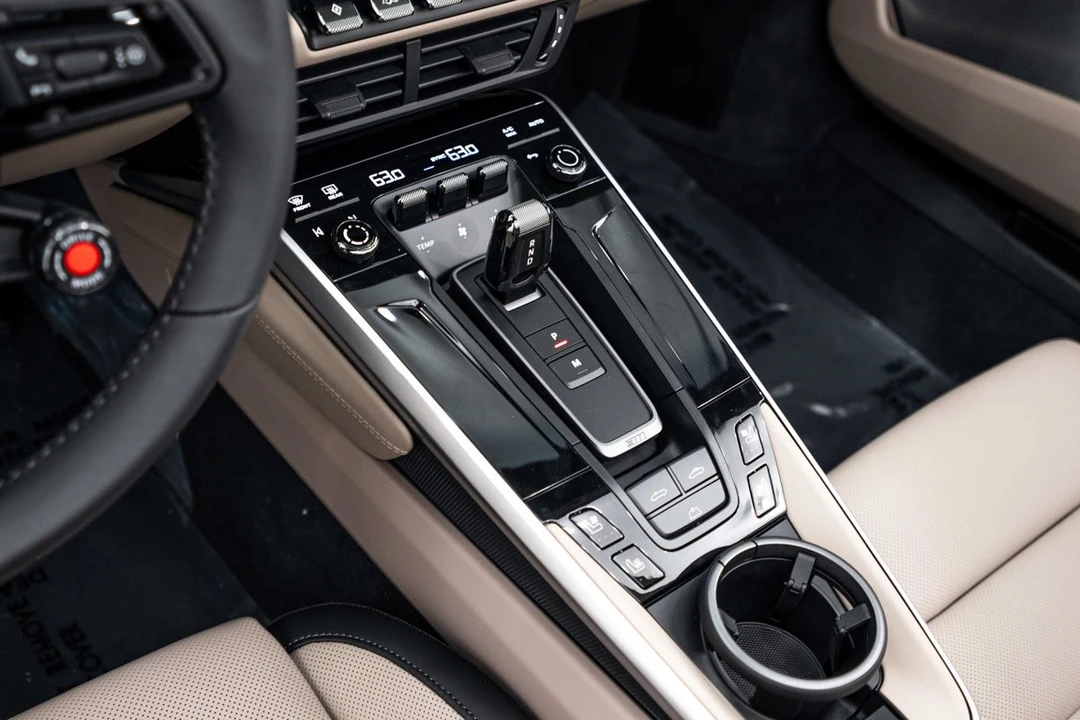 2026 Porsche 992 Carrera 4S - Image 19 of 31