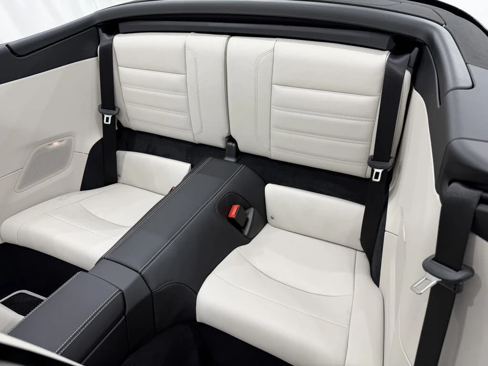 2026 Porsche 992 Carrera 4S - Image 23 of 31