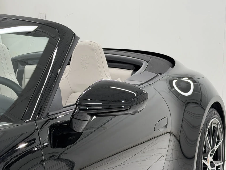 2026 Porsche 992 Carrera 4S - Image 22 of 31