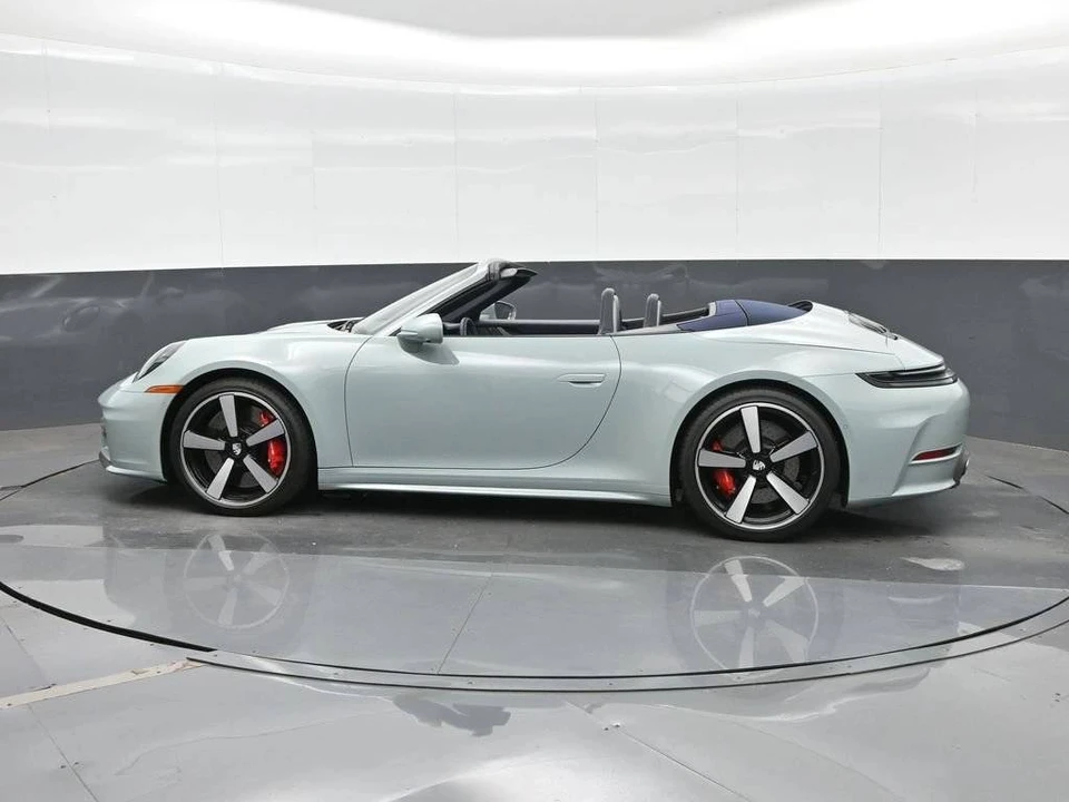 2026 Porsche 992 Carrera 4S - Image 2 of 4
