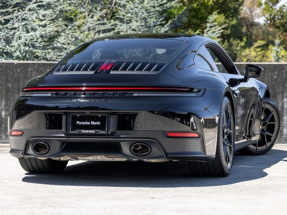 2026 Porsche 992 Carrera 4S - Image 11 of 31