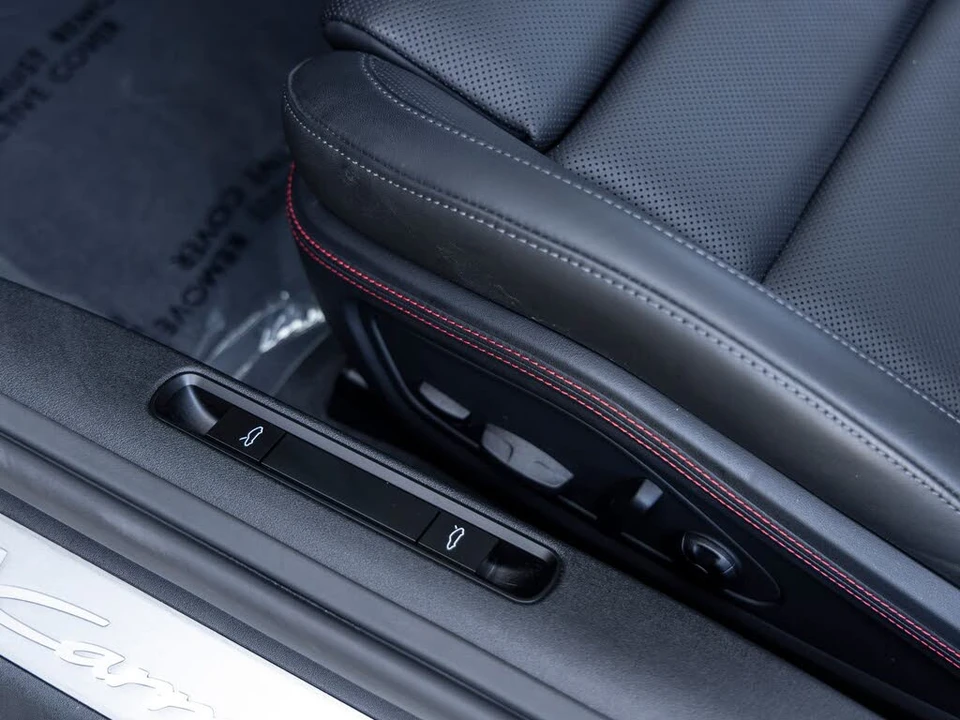 2026 Porsche 992 Carrera 4S - Image 30 of 31