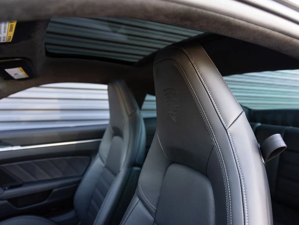 2026 Porsche 992 Carrera 4S - Image 24 of 31
