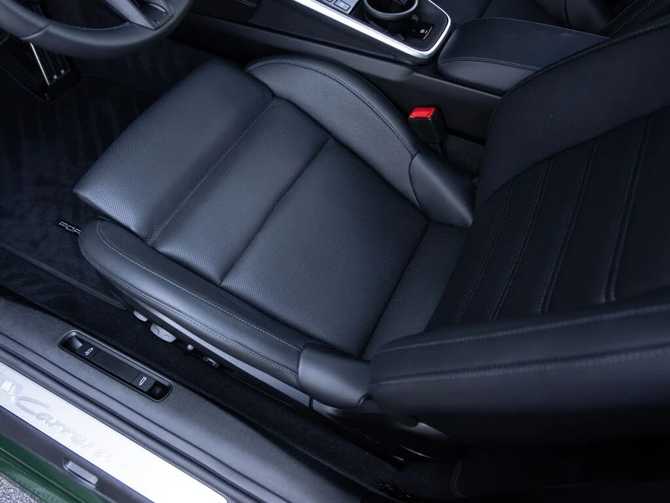 2026 Porsche 992 Carrera 4S - Image 22 of 31