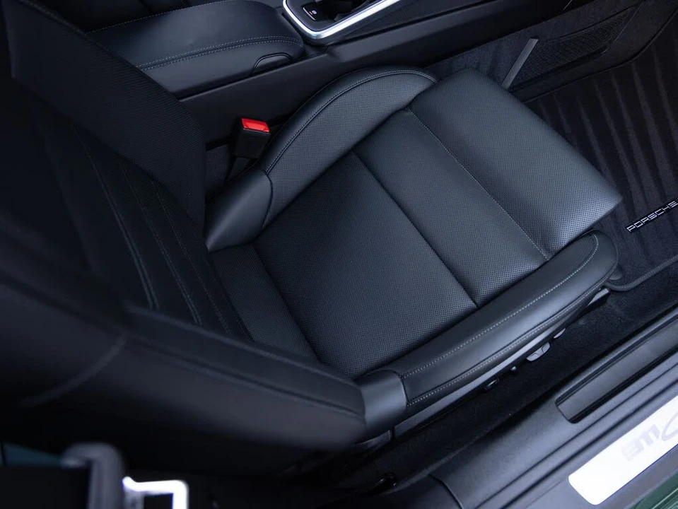2026 Porsche 992 Carrera 4S - Image 31 of 31