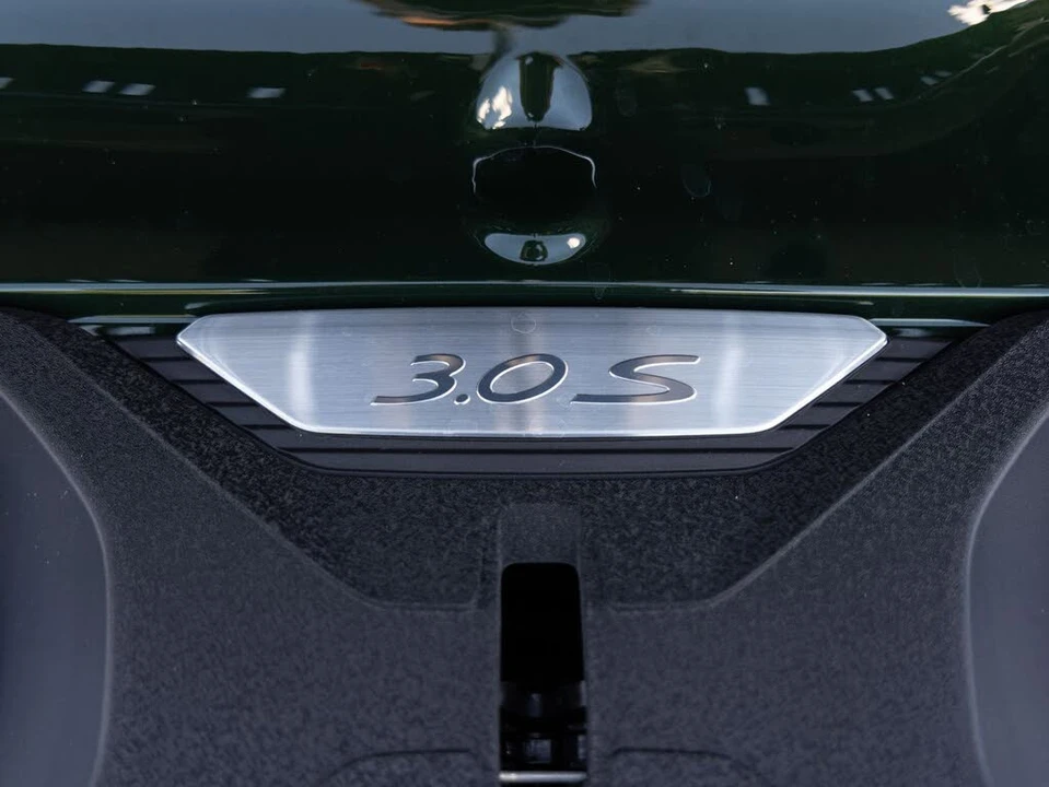 2026 Porsche 992 Carrera 4S - Image 27 of 31