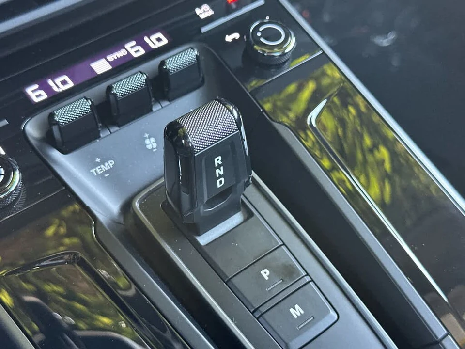 2026 Porsche 992 Carrera 4S - Image 23 of 31