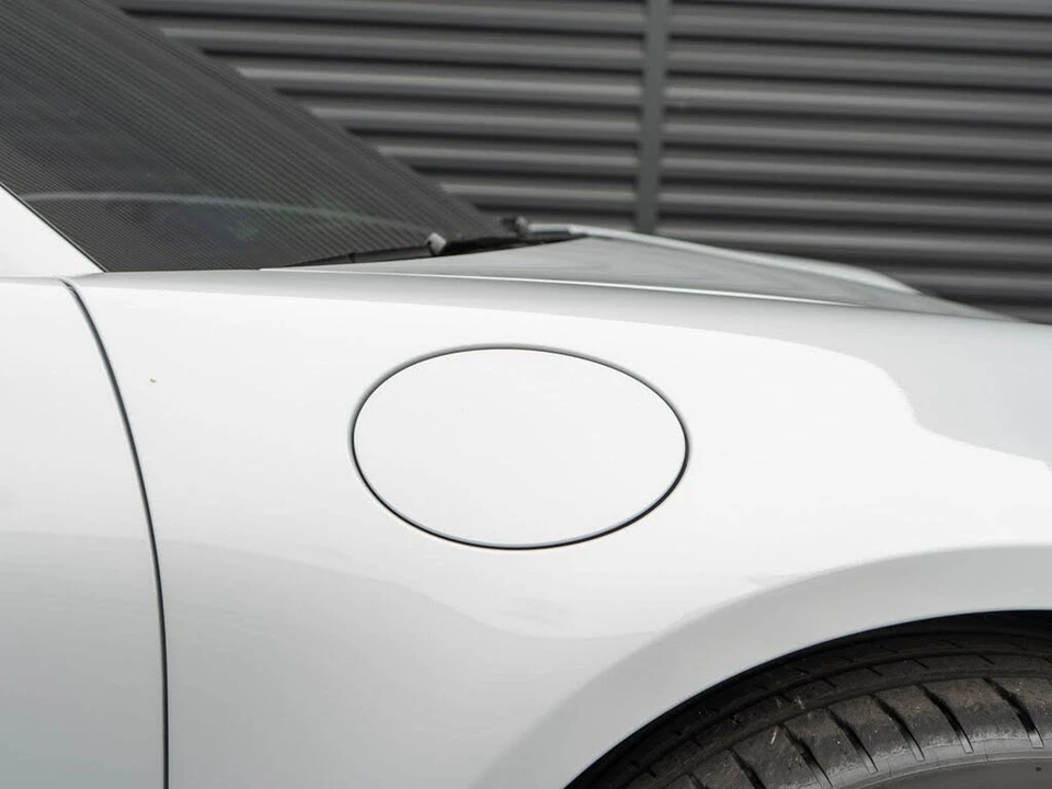 2026 Porsche 992 Carrera 4S - Image 14 of 31