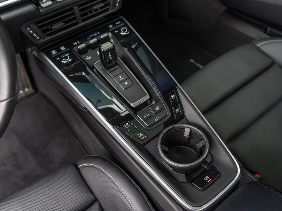 2026 Porsche 992 Carrera 4S - Image 22 of 31