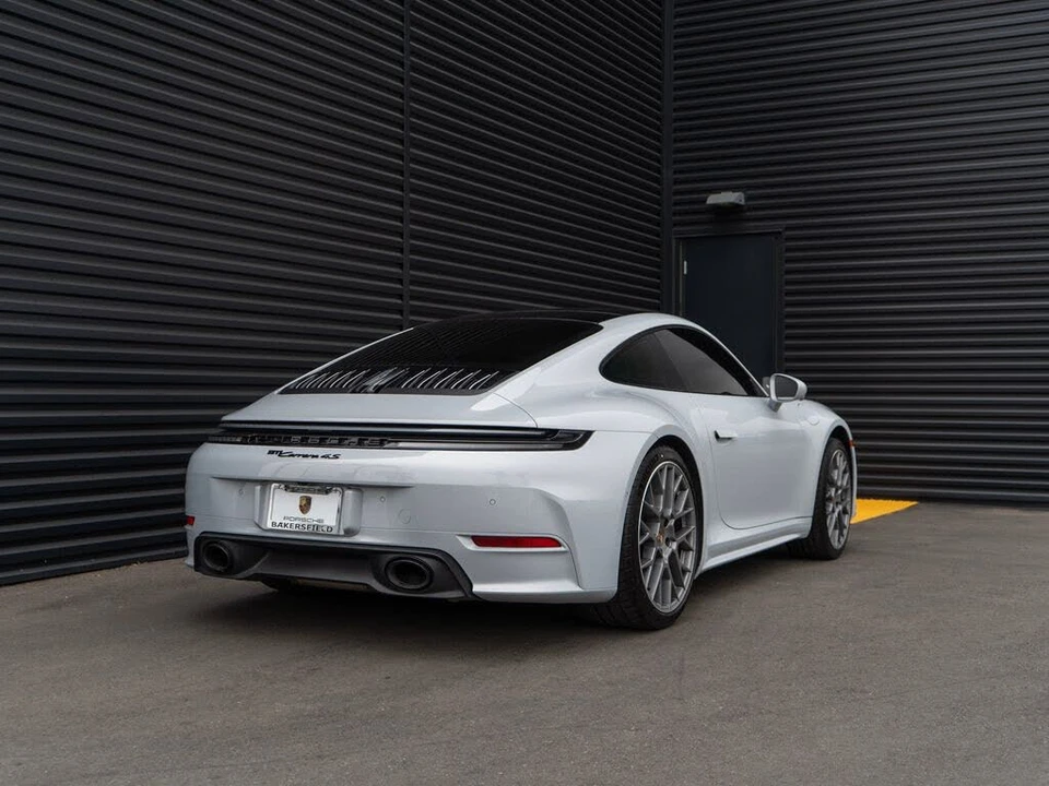 2026 Porsche 992 Carrera 4S - Image 7 of 31