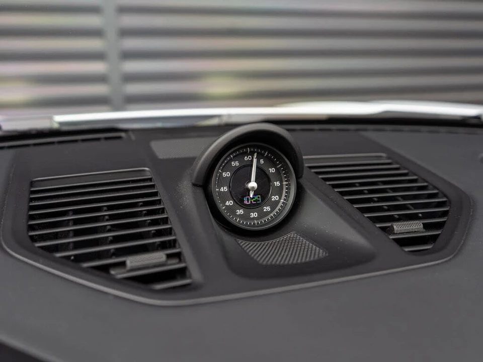 2026 Porsche 992 Carrera 4S - Image 21 of 31