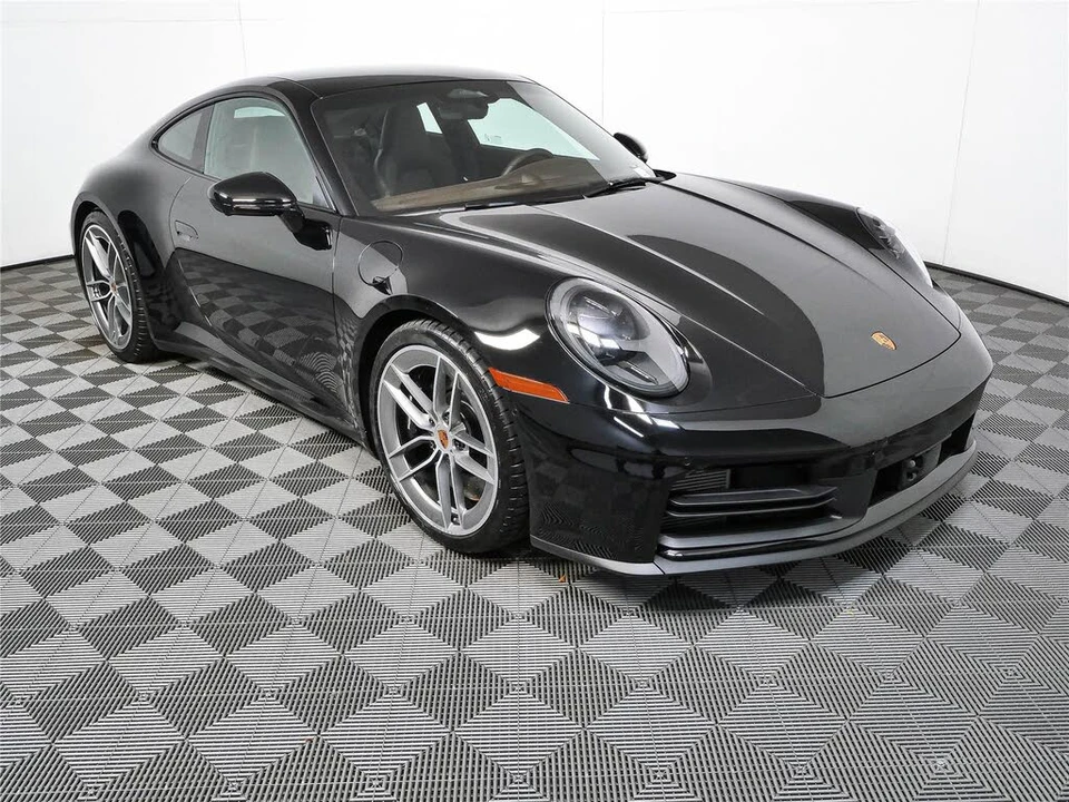 2026 Porsche 992 Carrera 4S - Image 26 of 31