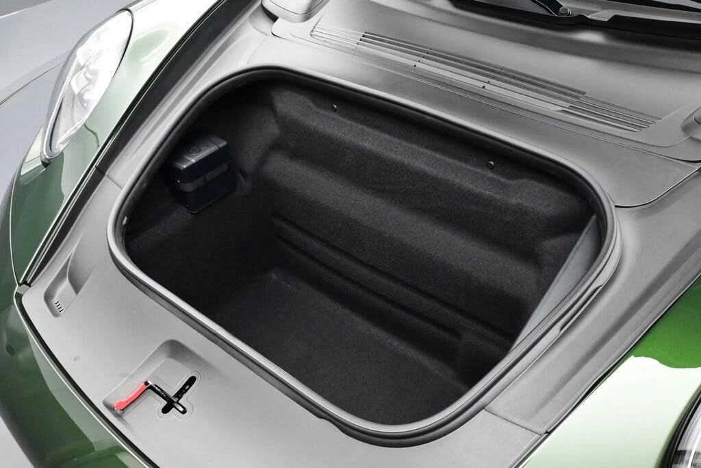 2026 Porsche 992 Carrera 4S - Image 19 of 31