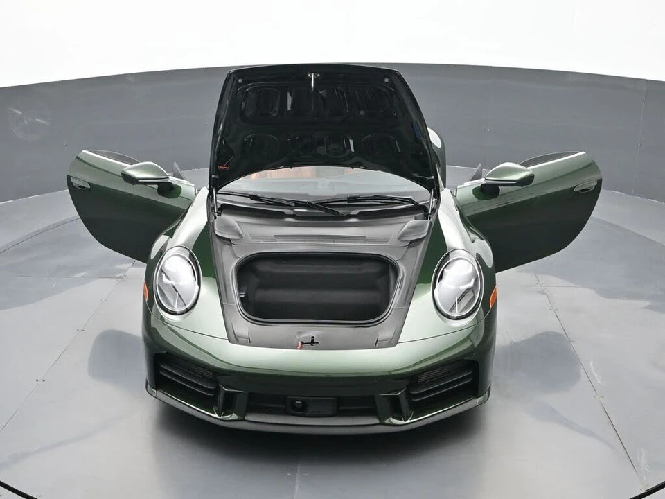 2026 Porsche 992 Carrera 4S - Image 30 of 31