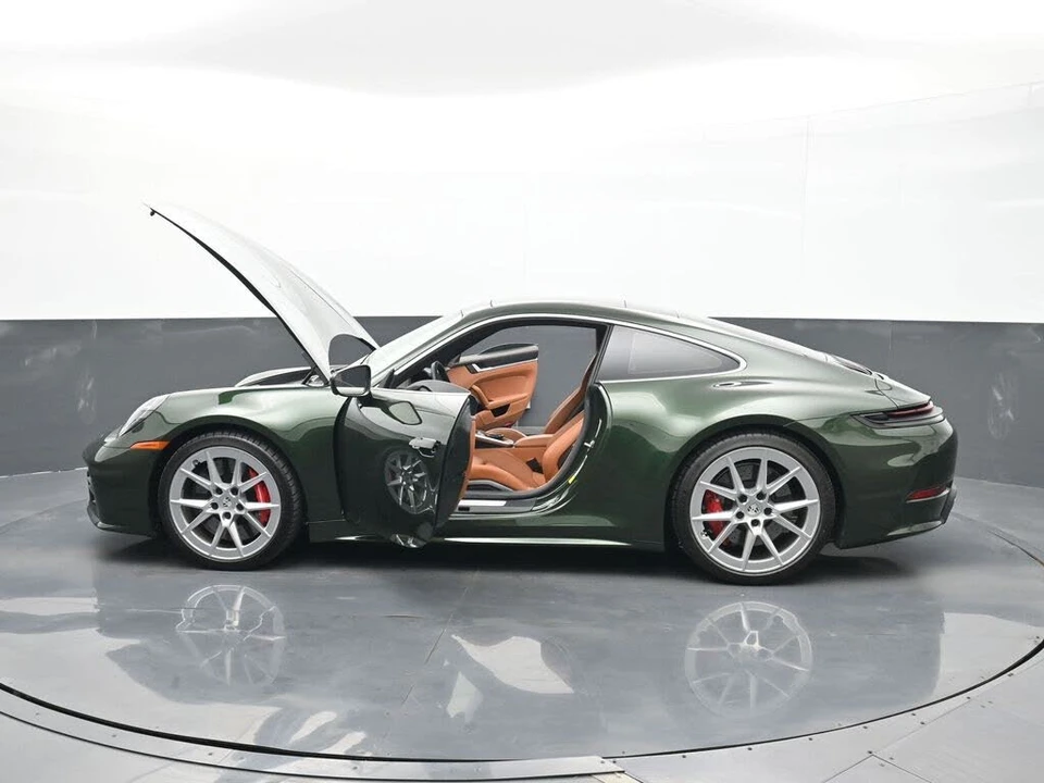 2026 Porsche 992 Carrera 4S - Image 28 of 31