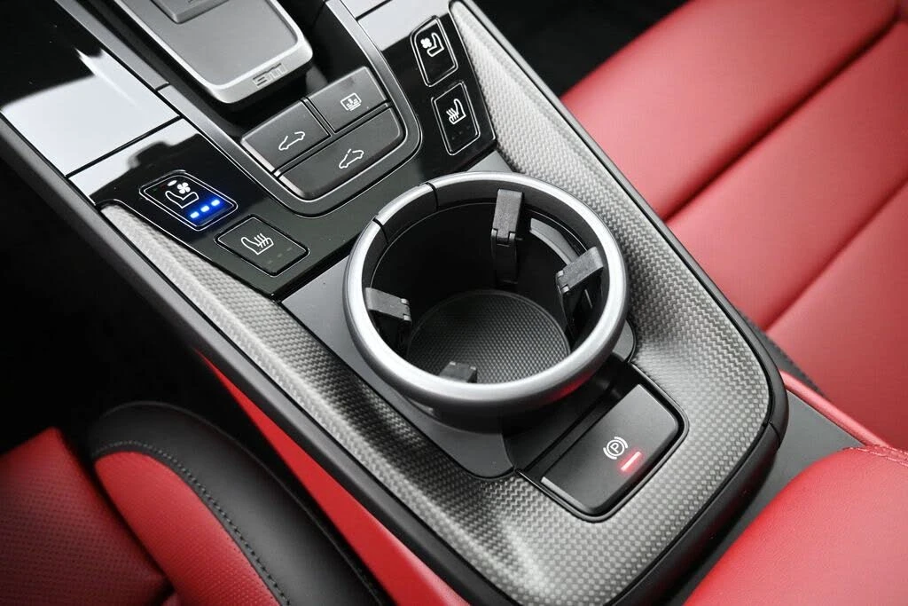2026 Porsche 992 Carrera 4S - Image 19 of 31