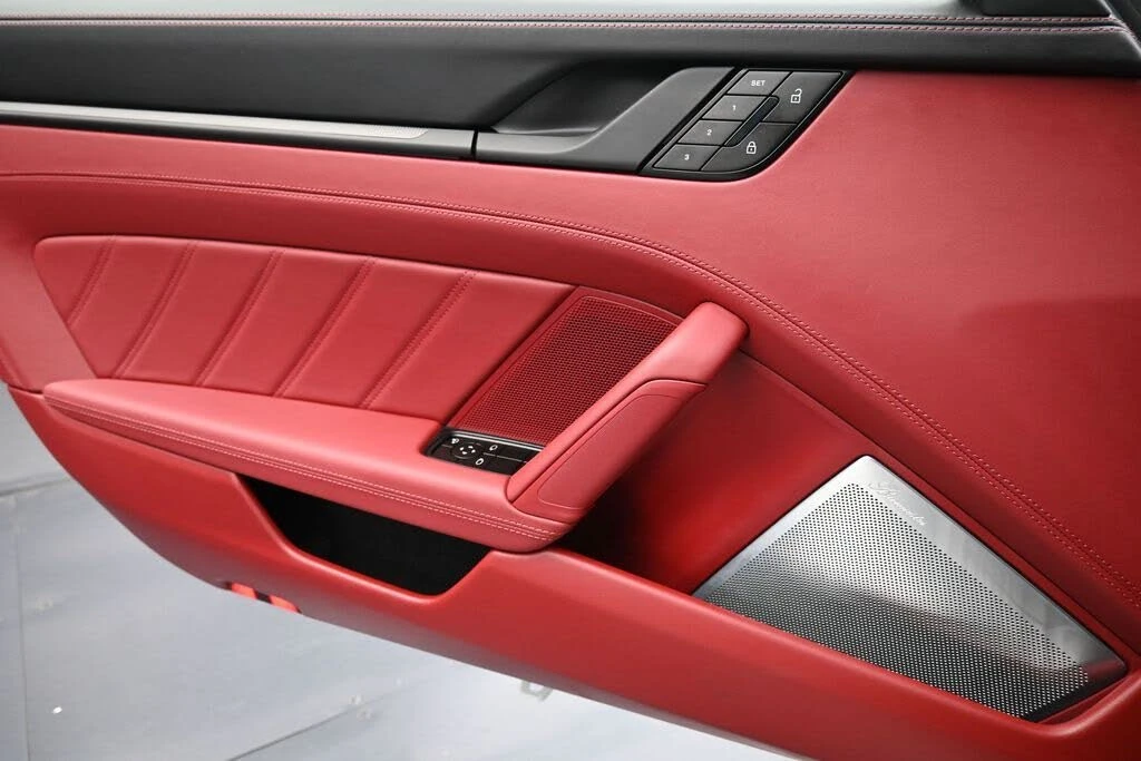 2026 Porsche 992 Carrera 4S - Image 21 of 31