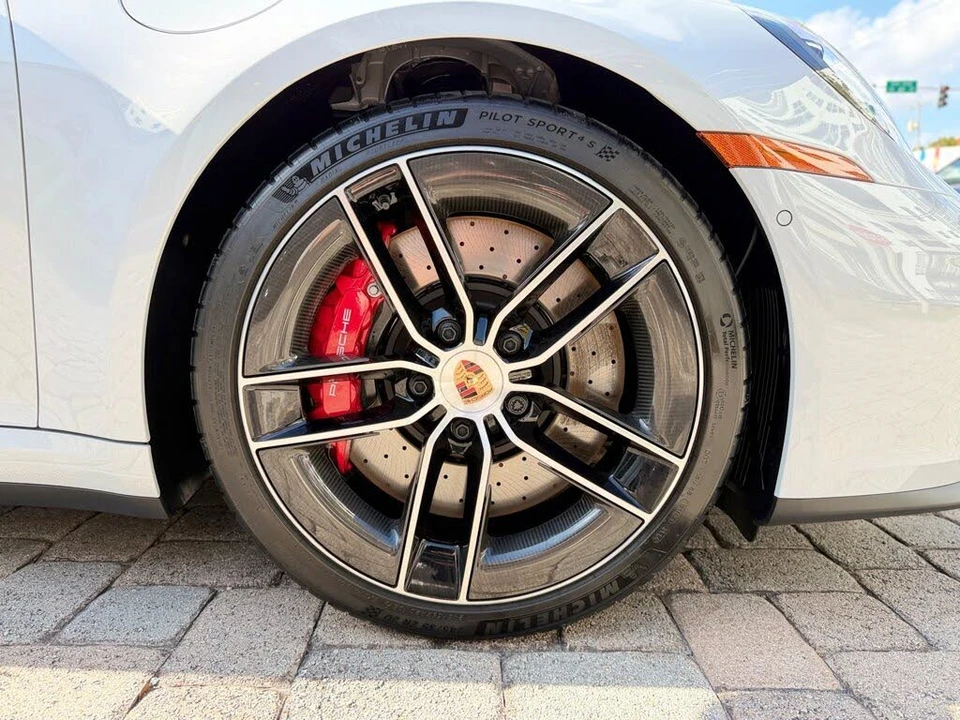 2026 Porsche 992 Carrera 4S - Image 28 of 31