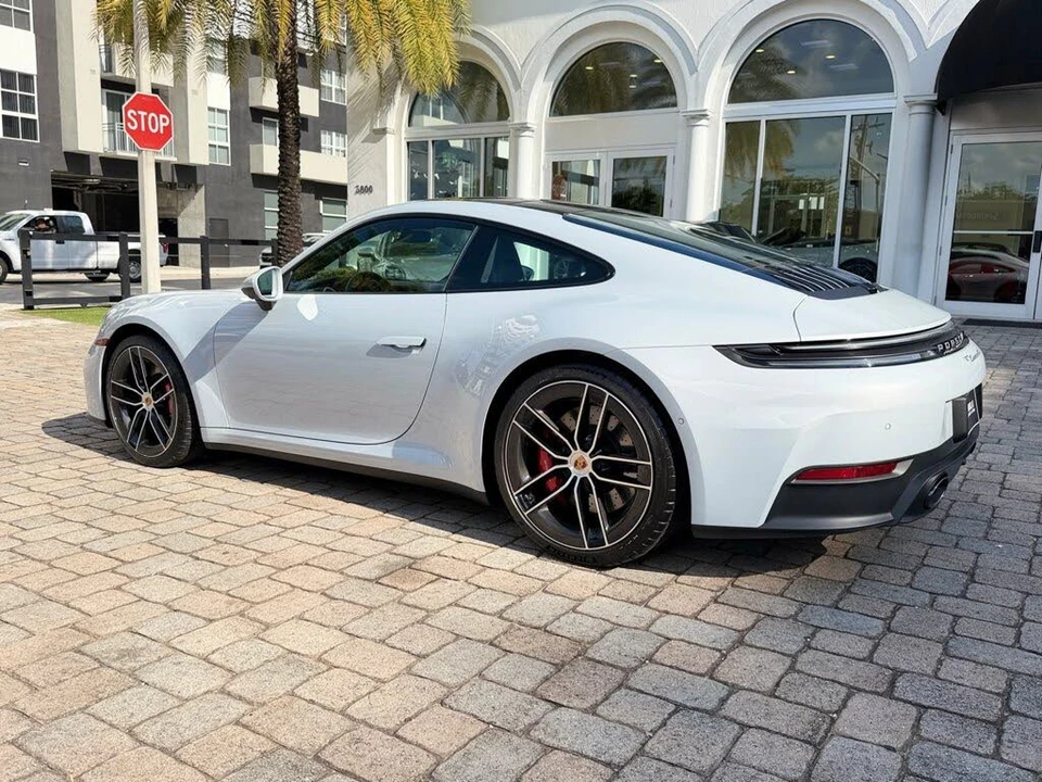 2026 Porsche 992 Carrera 4S - Image 19 of 31