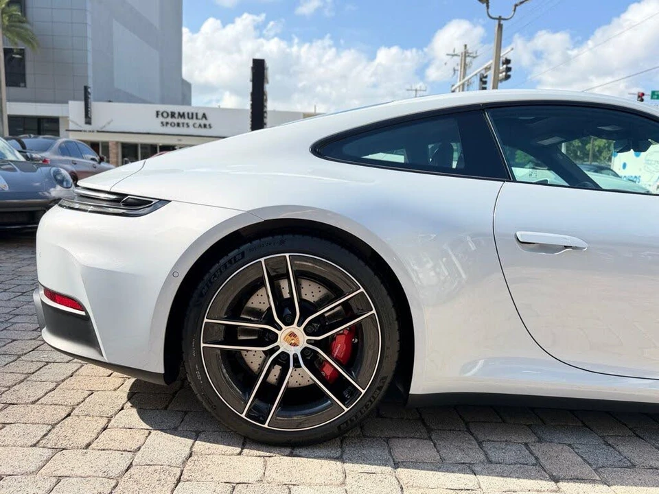 2026 Porsche 992 Carrera 4S - Image 25 of 31