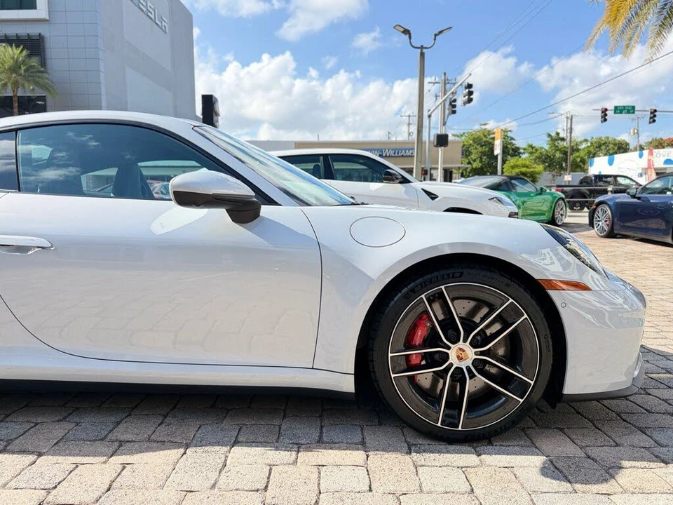 2026 Porsche 992 Carrera 4S - Image 24 of 31