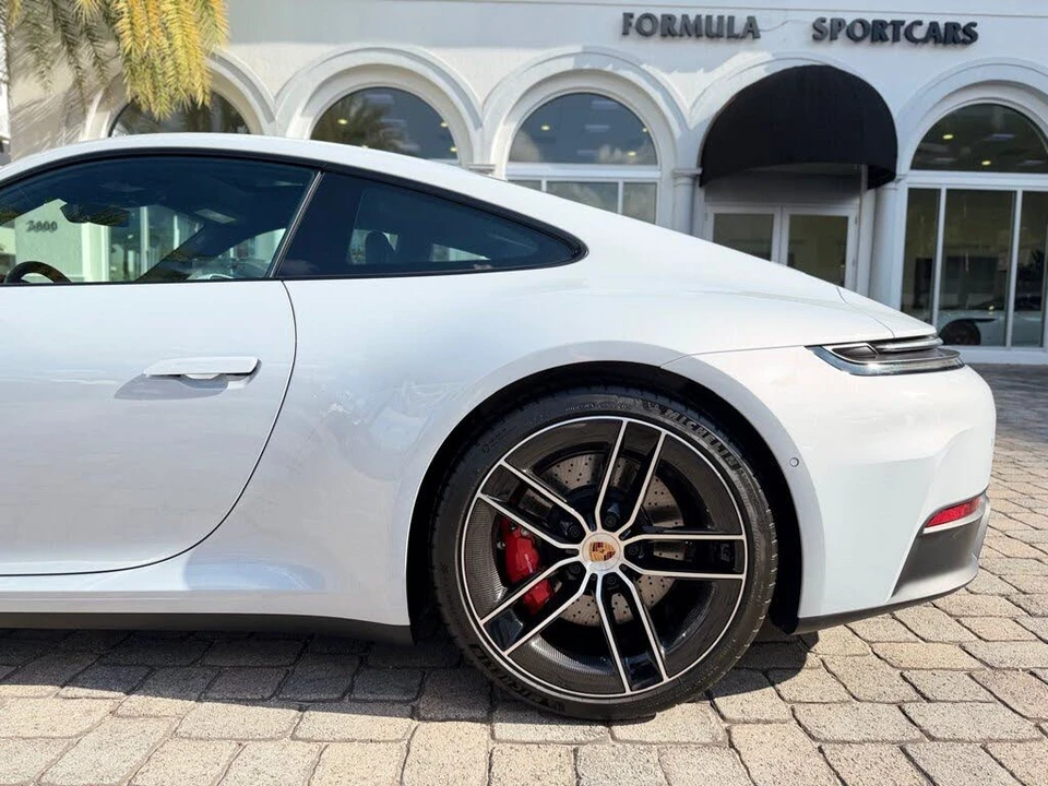 2026 Porsche 992 Carrera 4S - Image 23 of 31
