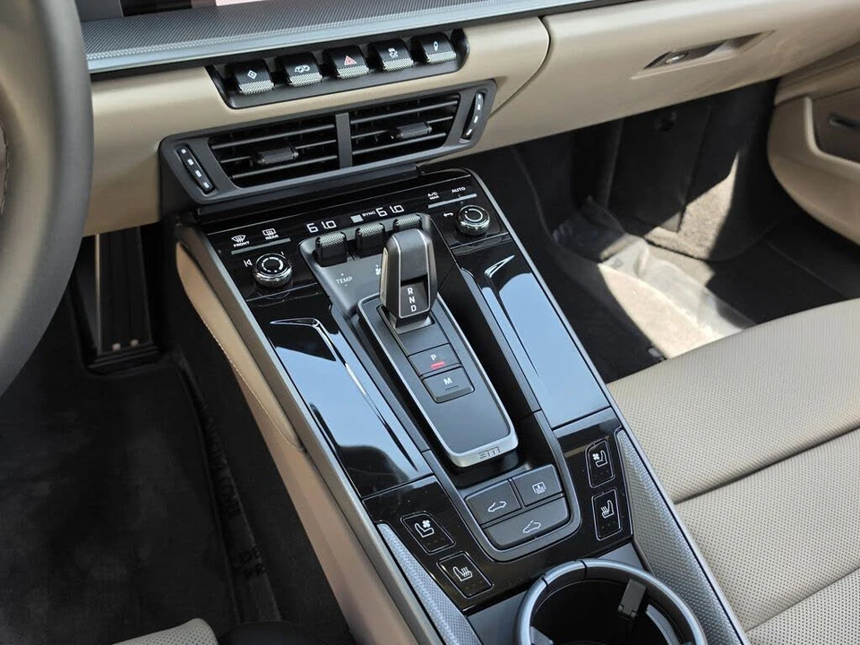 2026 Porsche 992 Carrera 4S - Image 22 of 31