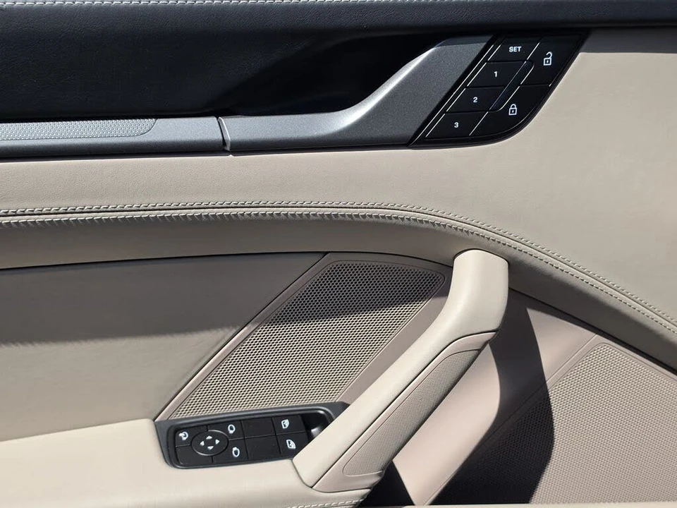 2026 Porsche 992 Carrera 4S - Image 14 of 31
