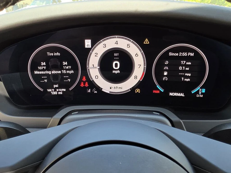 2026 Porsche 992 Carrera 4S - Image 25 of 31