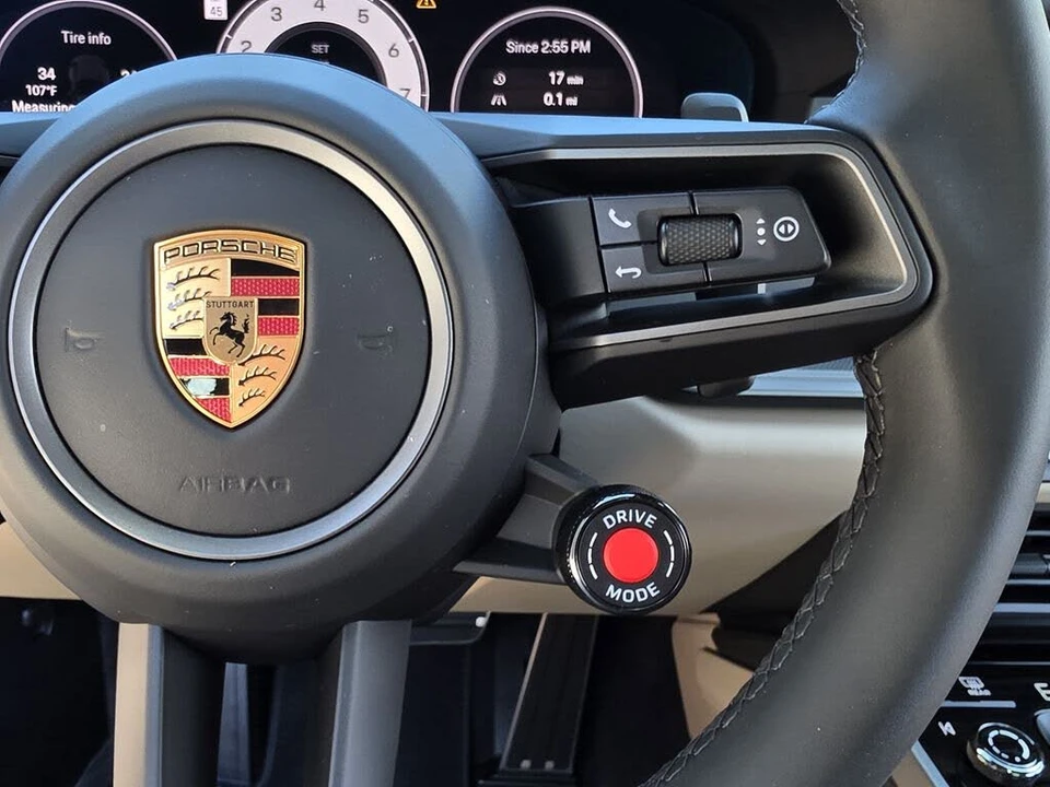 2026 Porsche 992 Carrera 4S - Image 28 of 31