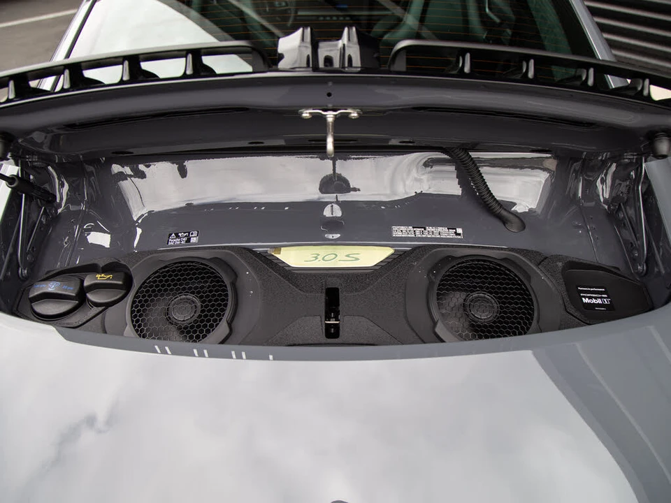 2026 Porsche 992 Carrera 4S - Image 24 of 27