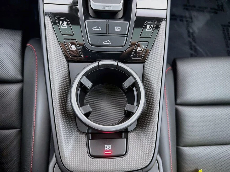 2026 Porsche 992 Carrera 4S - Image 22 of 31