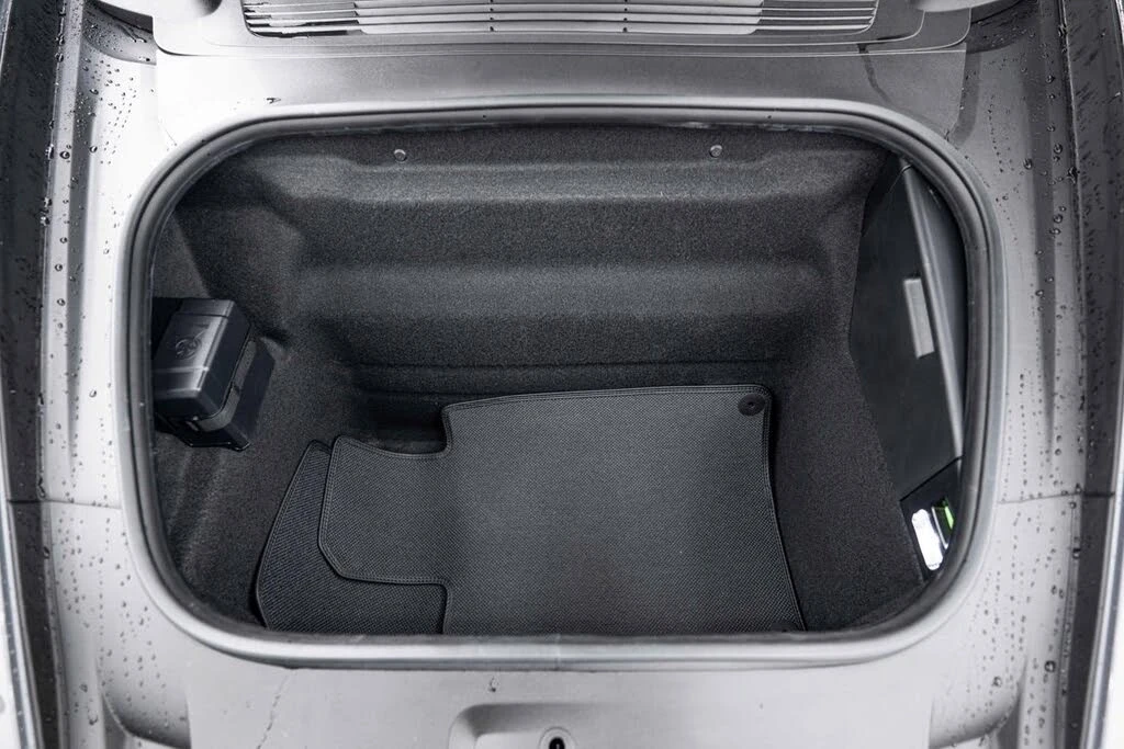 2026 Porsche 992 Carrera 4S - Image 27 of 30