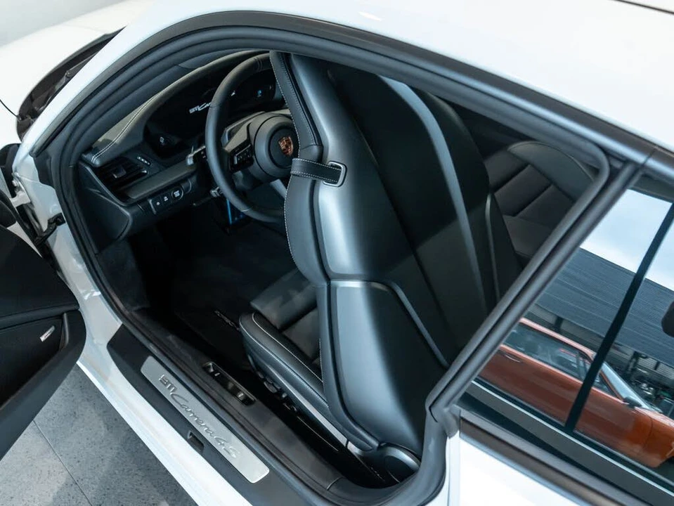 2026 Porsche 992 Carrera 4S - Image 18 of 31