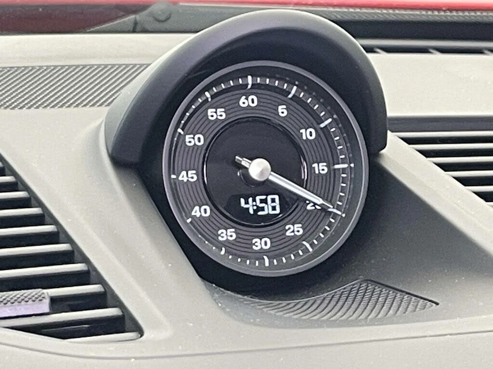 2026 Porsche 992 Carrera 4S - Image 26 of 31