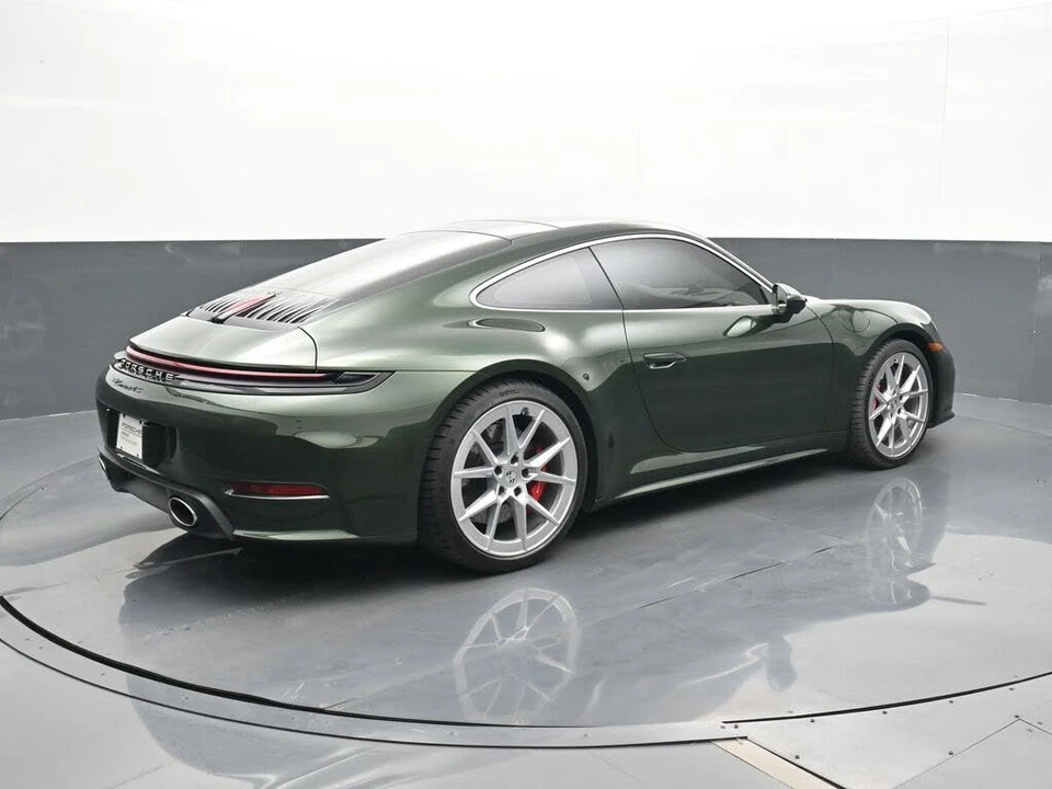 2026 Porsche 992 Carrera 4S - Image 21 of 31