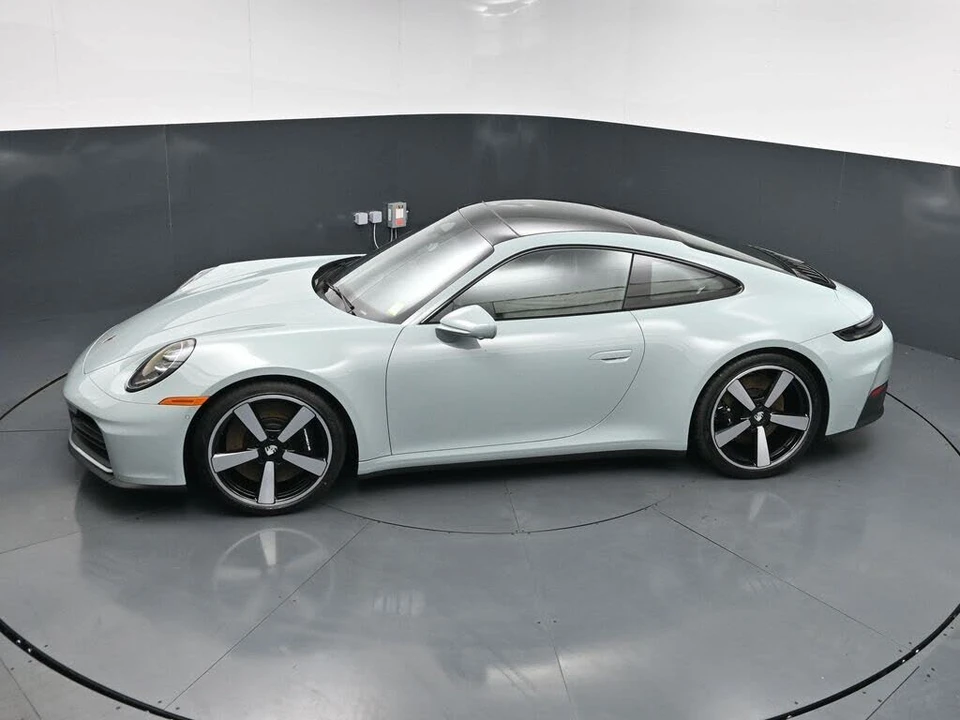 2026 Porsche 992 Carrera 4S - Image 15 of 31
