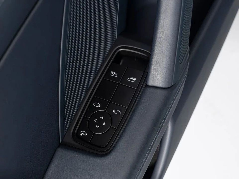 2026 Porsche 992 Carrera 4S - Image 22 of 31