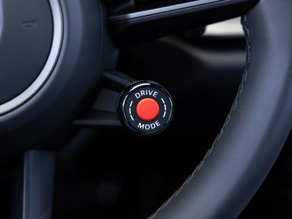 2026 Porsche 992 Carrera 4S - Image 15 of 31