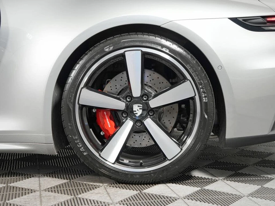 2026 Porsche 992 Carrera 4S - Image 17 of 31