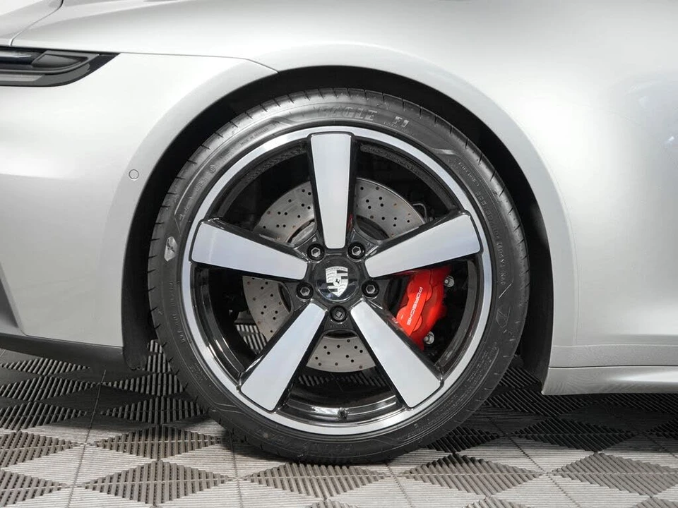 2026 Porsche 992 Carrera 4S - Image 18 of 31